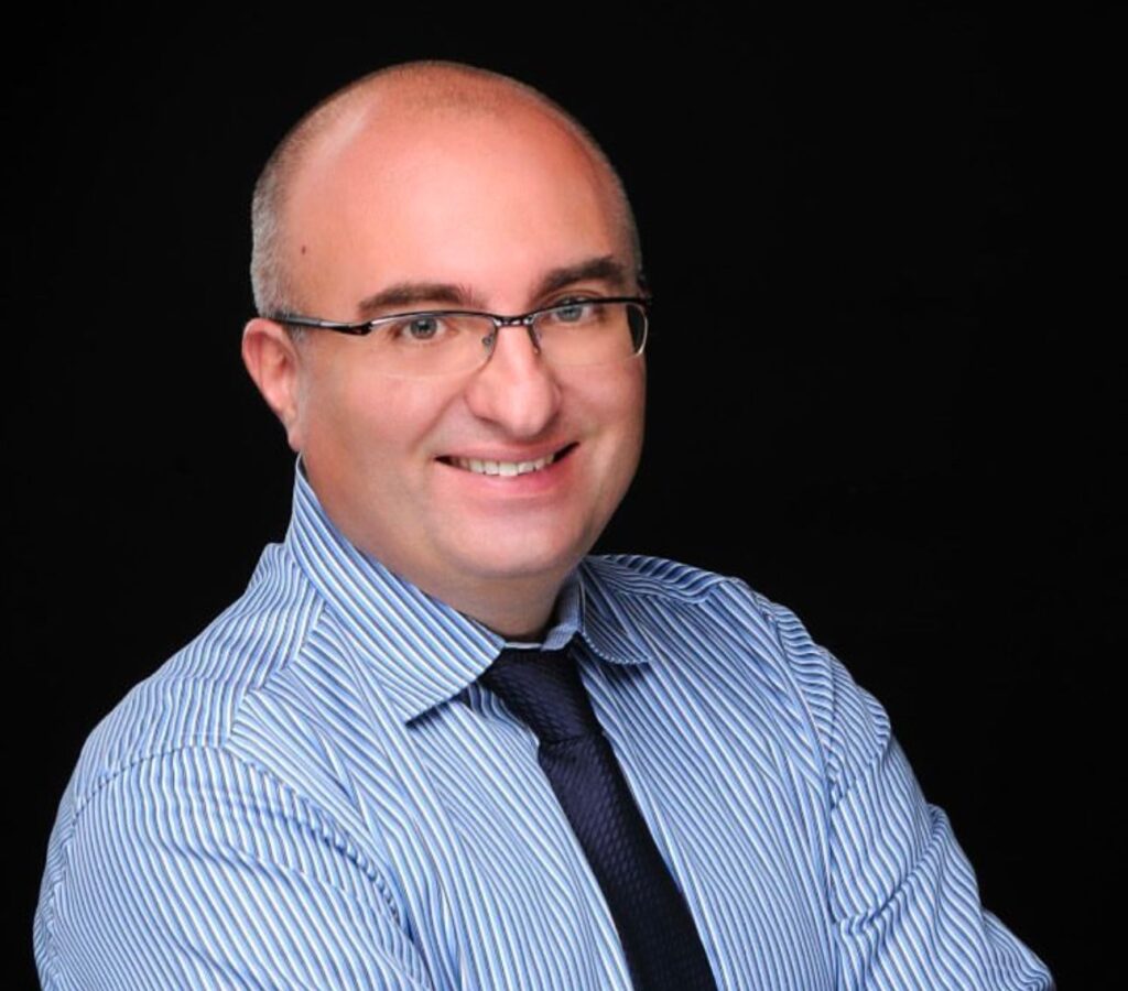 f04db81e-bb7d-4097-9d03-4ba86340b979